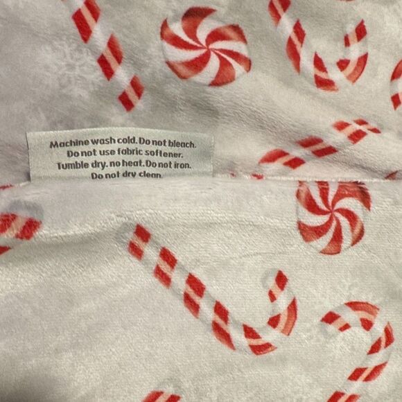 Minky Couture Plush Christmas Candy Cane Theme Holiday Print Standard Pillowcase - Picture 9 of 9